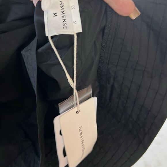 NWT LUXURY MINIMALIST lovers COMMENSE top black cotton M - Picture 4 of 7